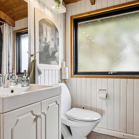 Feriehus Gorgeous In With Kitchen